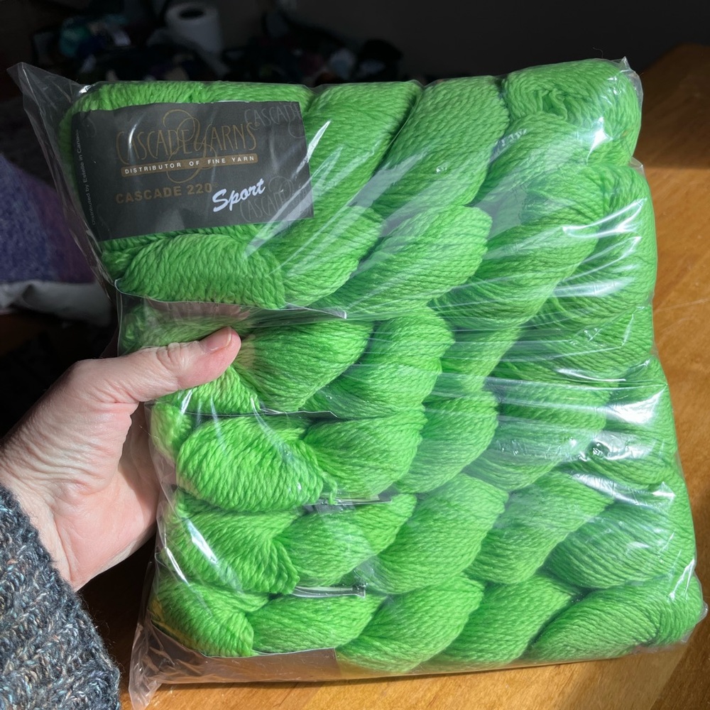Cascade Yarns Sport Yarn Bundle in Bright Green 6 skeins